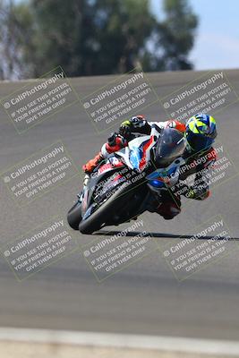 media/Sep-21-2025-TrackDaz (Sun) [[277c75b276]]/B Group/1220pm (Turn 2)/